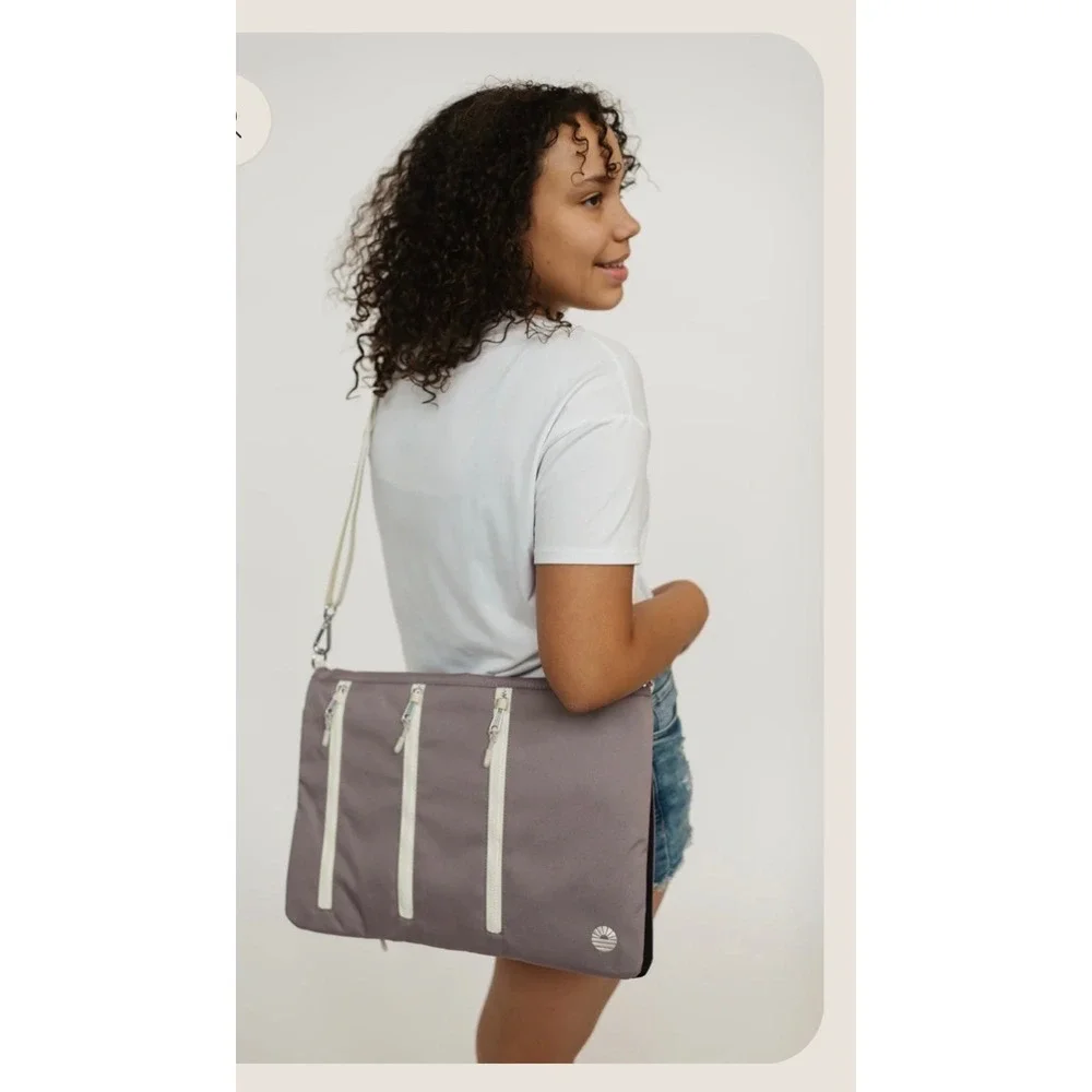TOBIQ Boss Flip Bag NEW Black Travel Messenger Laptop Crossbody Gorpcore Casual